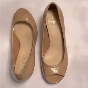 Cole Haan Open Toed Wedge in Beige, 7 1/2B